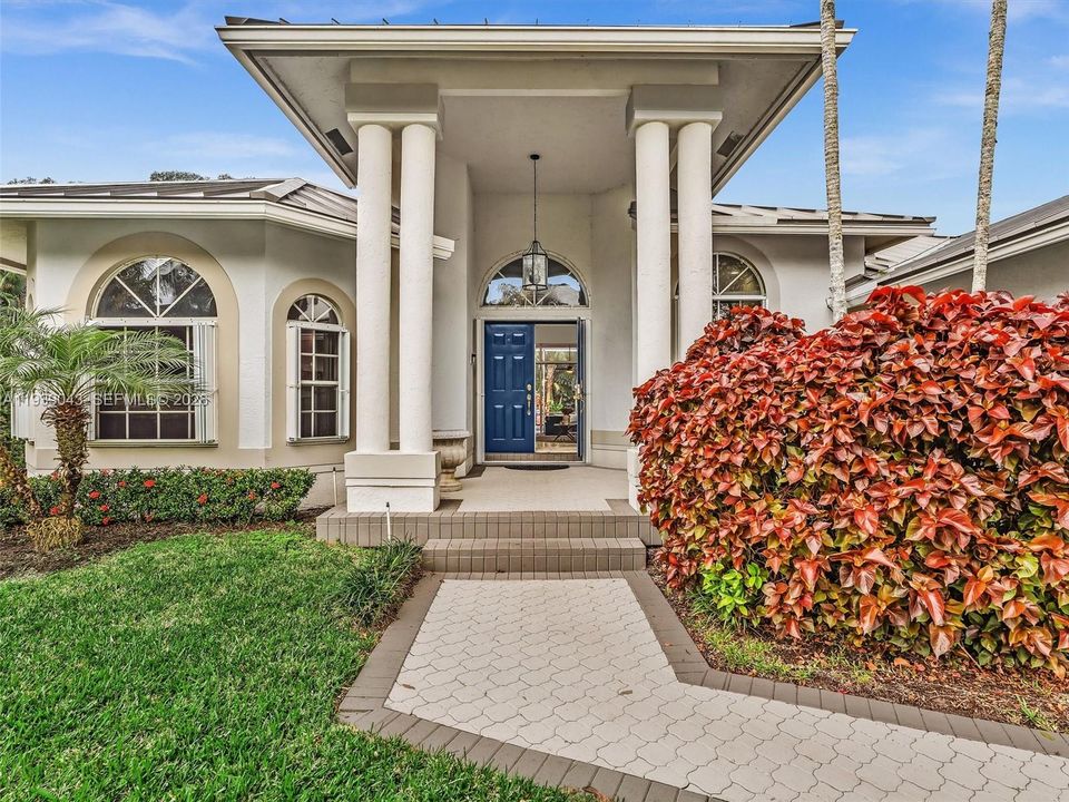 En Venta: $999,000 (5 camas, 4 baños, 3111 Pies cuadrados)