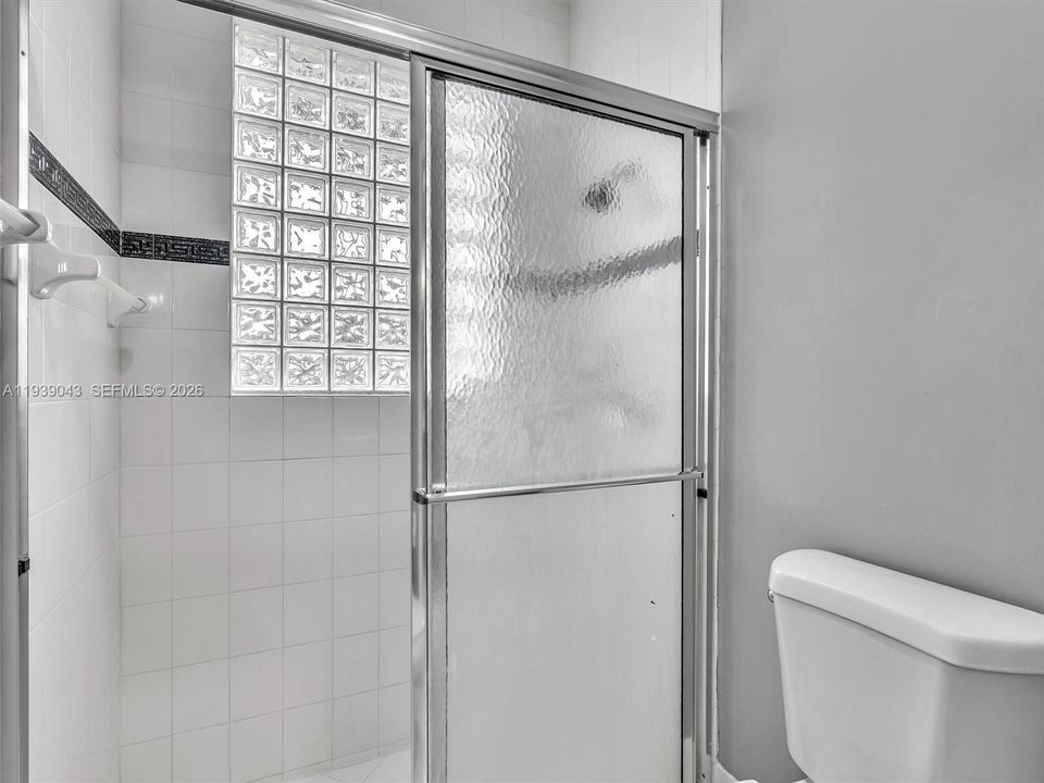 En Venta: $999,000 (5 camas, 4 baños, 3111 Pies cuadrados)