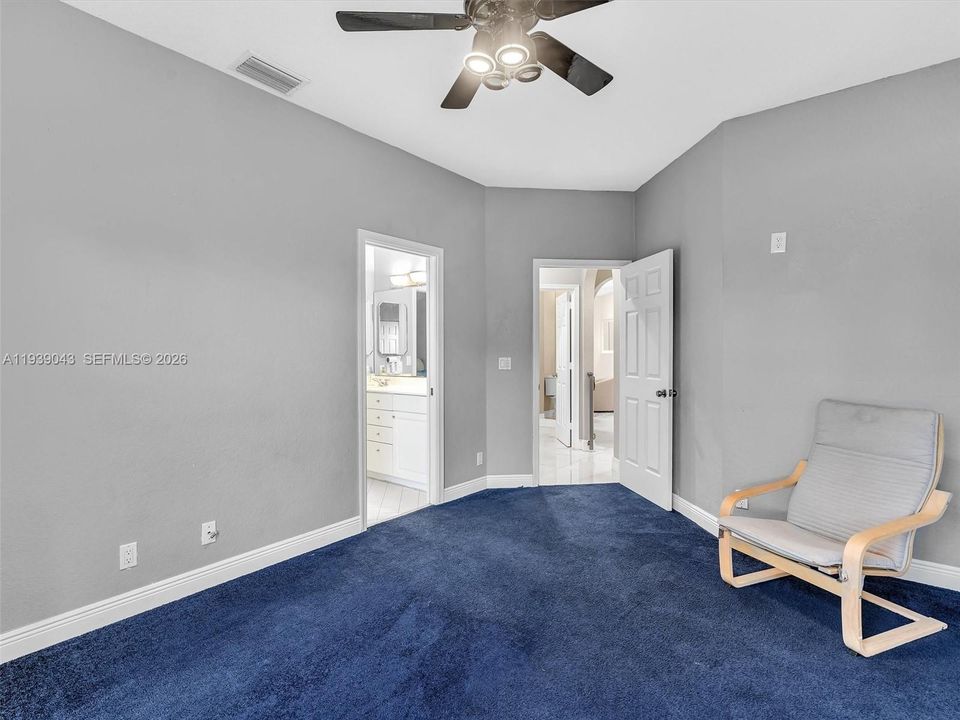 En Venta: $999,000 (5 camas, 4 baños, 3111 Pies cuadrados)