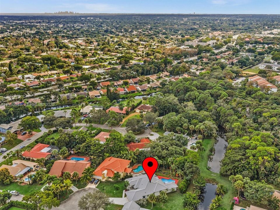 En Venta: $999,000 (5 camas, 4 baños, 3111 Pies cuadrados)