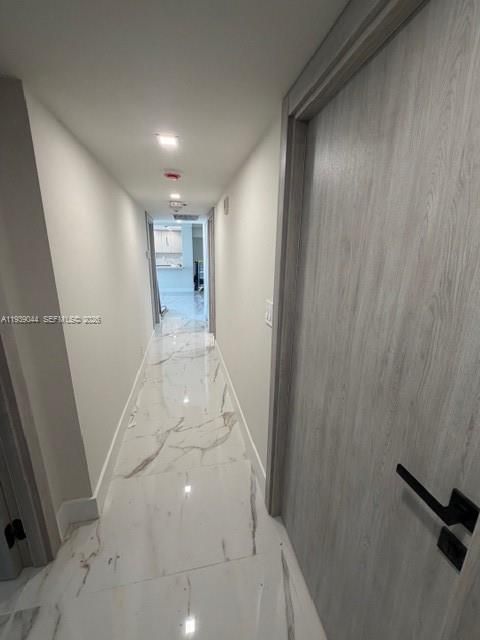 出租: $6,000 (3 贝兹, 2 浴室, 1600 平方英尺)