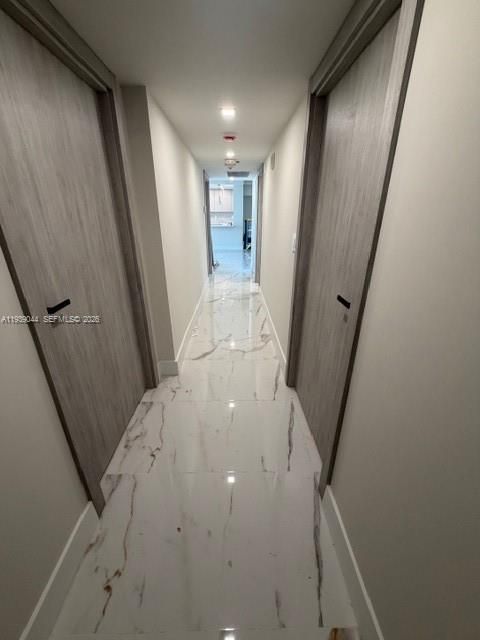 出租: $6,000 (3 贝兹, 2 浴室, 1600 平方英尺)