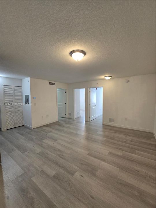 For Rent: $2,200 (2 beds, 1 baths, 25344 Square Feet)