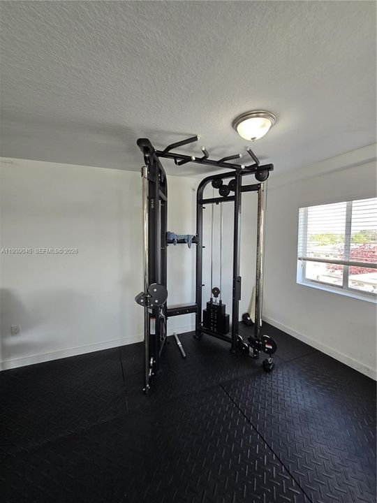 For Rent: $2,200 (2 beds, 1 baths, 25344 Square Feet)