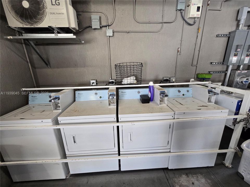 For Rent: $2,200 (2 beds, 1 baths, 25344 Square Feet)