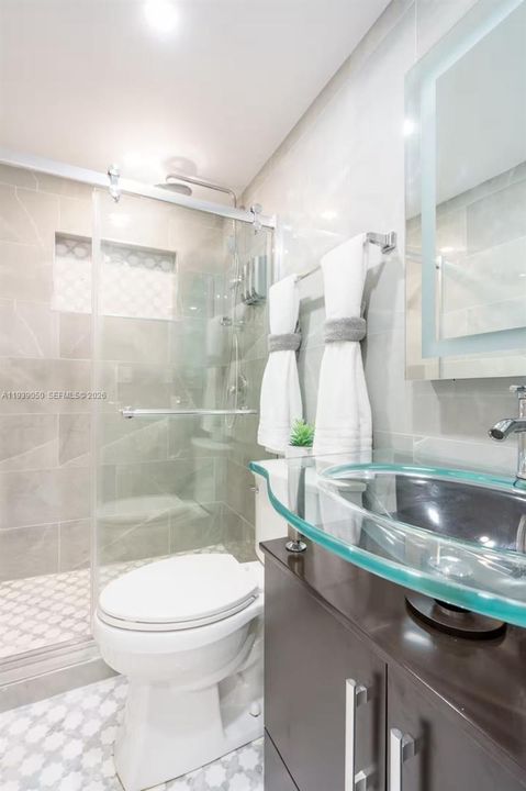 待售: $1,749,000 (0 贝兹, 0 浴室, 4461 平方英尺)