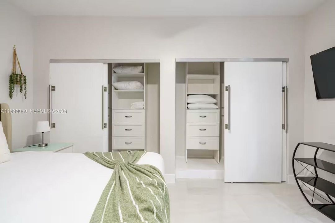 待售: $1,749,000 (0 贝兹, 0 浴室, 4461 平方英尺)