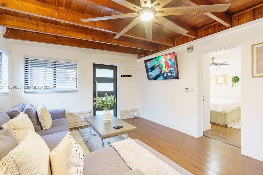 待售: $1,749,000 (0 贝兹, 0 浴室, 4461 平方英尺)