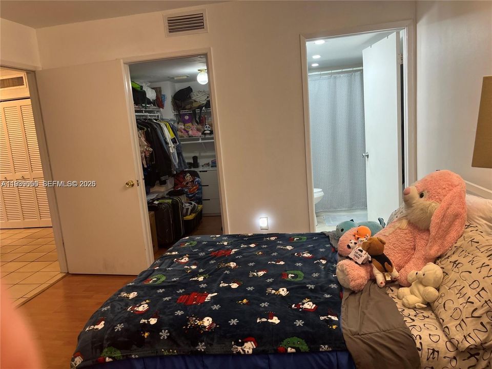 En Venta: $320,000 (2 camas, 2 baños, 992 Pies cuadrados)