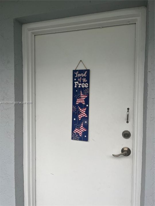 En Venta: $320,000 (2 camas, 2 baños, 992 Pies cuadrados)