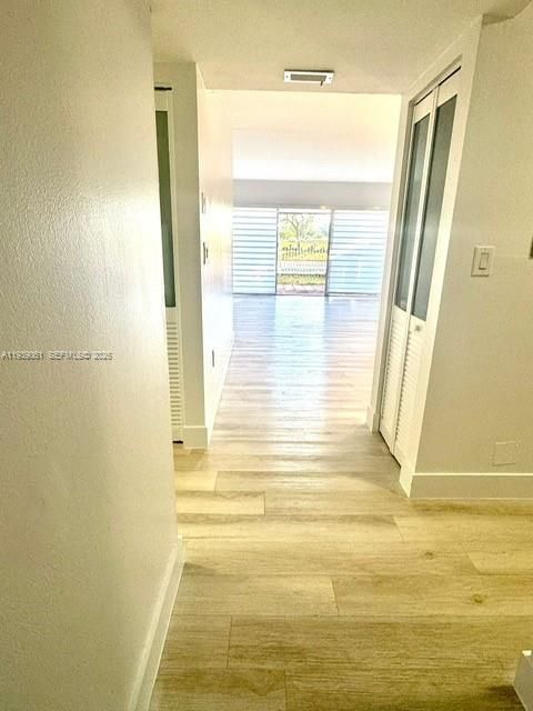 For Rent: $2,580 (2 beds, 2 baths, 1132 Square Feet)