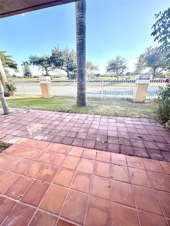 For Rent: $2,580 (2 beds, 2 baths, 1132 Square Feet)