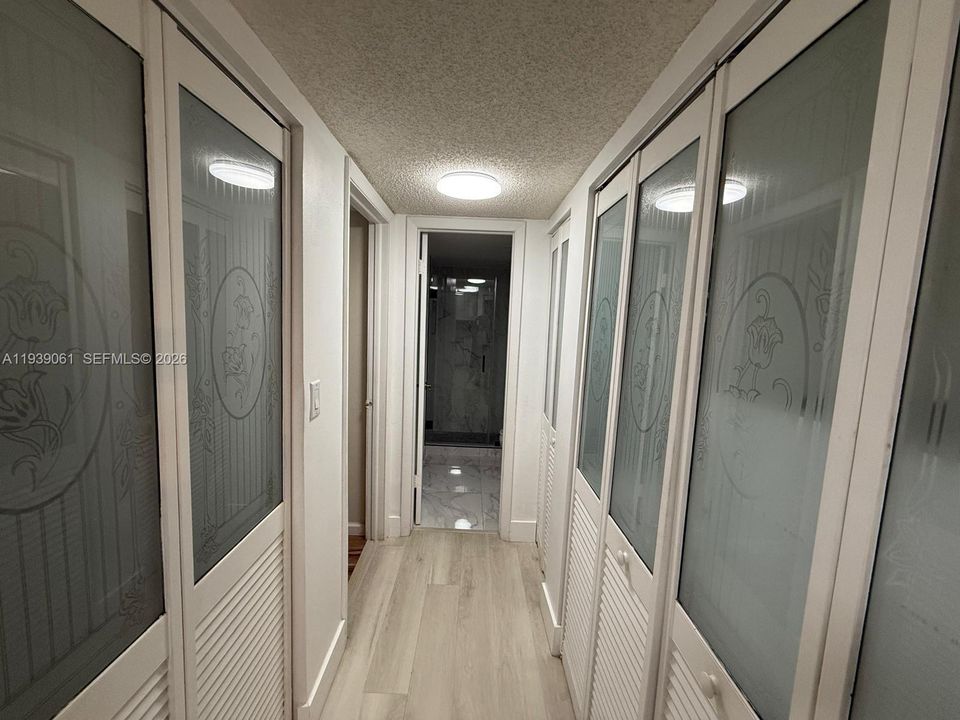 For Rent: $2,580 (2 beds, 2 baths, 1132 Square Feet)