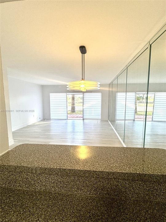 For Rent: $2,580 (2 beds, 2 baths, 1132 Square Feet)