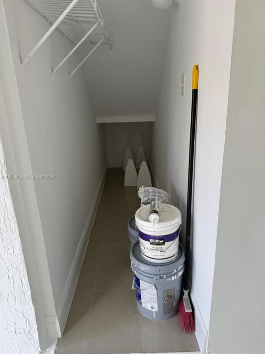 For Sale: $569,000 (3 beds, 2 baths, 1790 Square Feet)