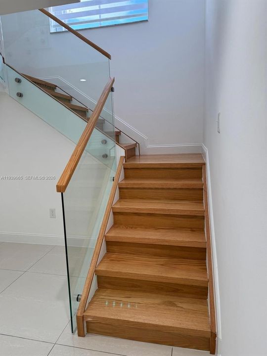 For Sale: $569,000 (3 beds, 2 baths, 1790 Square Feet)