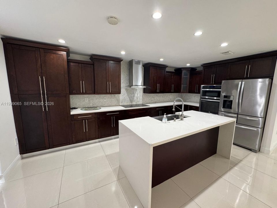 For Sale: $569,000 (3 beds, 2 baths, 1790 Square Feet)