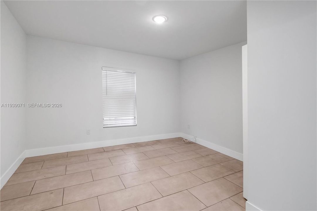 出租: $2,800 (3 贝兹, 2 浴室, 1880 平方英尺)