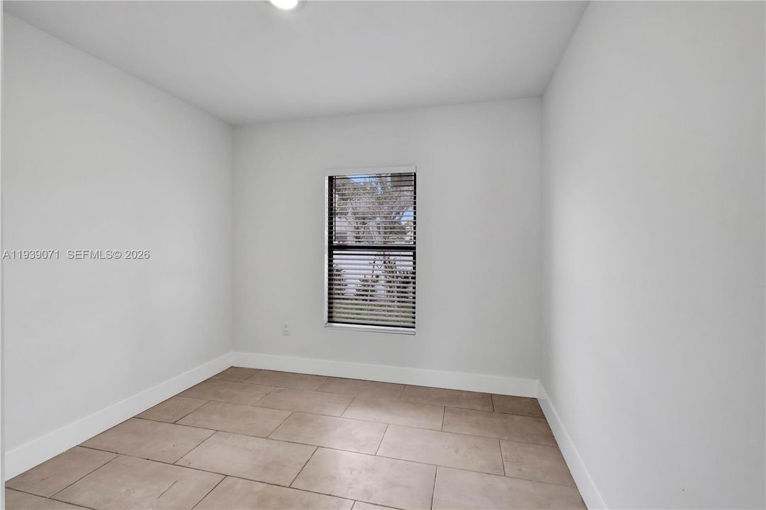 出租: $2,800 (3 贝兹, 2 浴室, 1880 平方英尺)