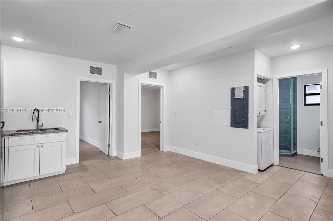 出租: $2,800 (3 贝兹, 2 浴室, 1880 平方英尺)