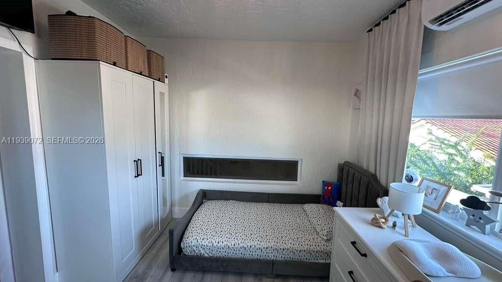 En Renta: $3,500 (4 camas, 2 baños, 2130 Pies cuadrados)