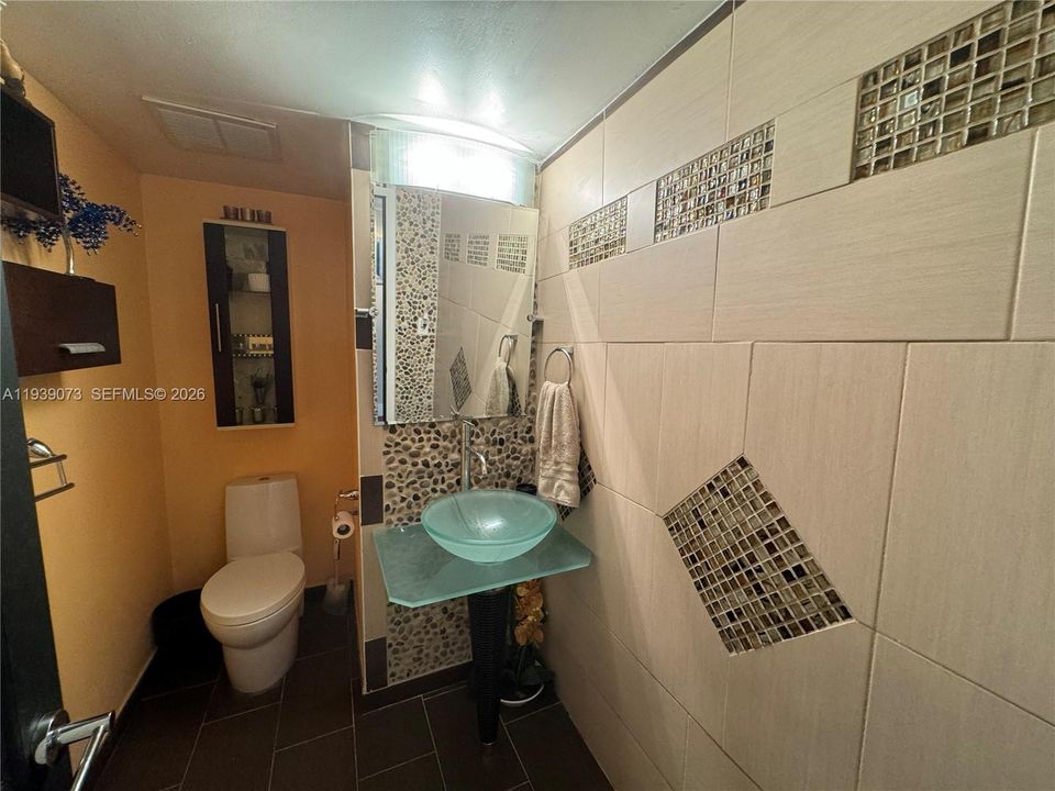 出租: $2,899 (1 贝兹, 1 浴室, 860 平方英尺)