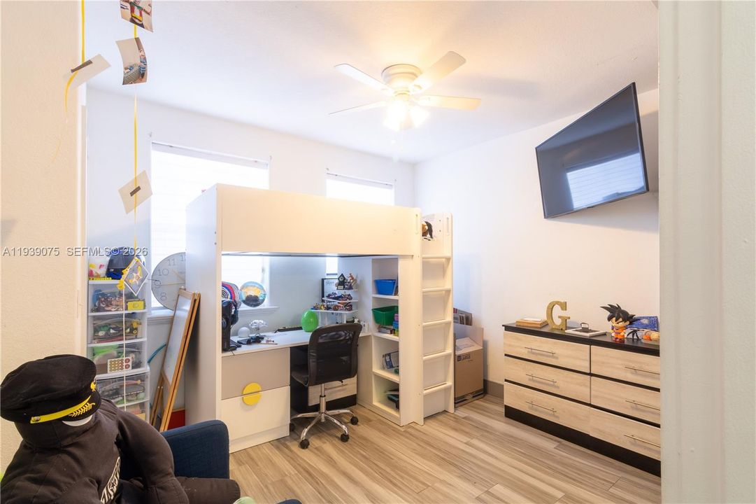 En Renta: $3,100 (3 camas, 3 baños, 1460 Pies cuadrados)