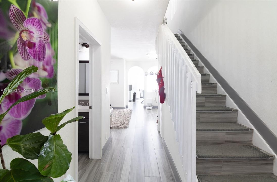 En Renta: $3,100 (3 camas, 3 baños, 1460 Pies cuadrados)