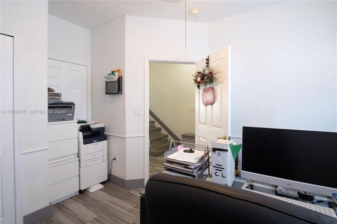 En Renta: $3,100 (3 camas, 3 baños, 1460 Pies cuadrados)