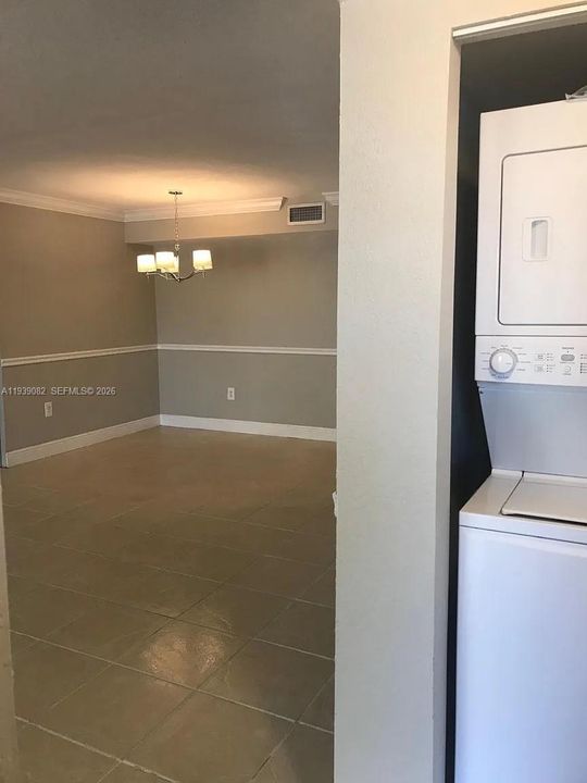 For Rent: $2,650 (2 beds, 2 baths, 1262 Square Feet)