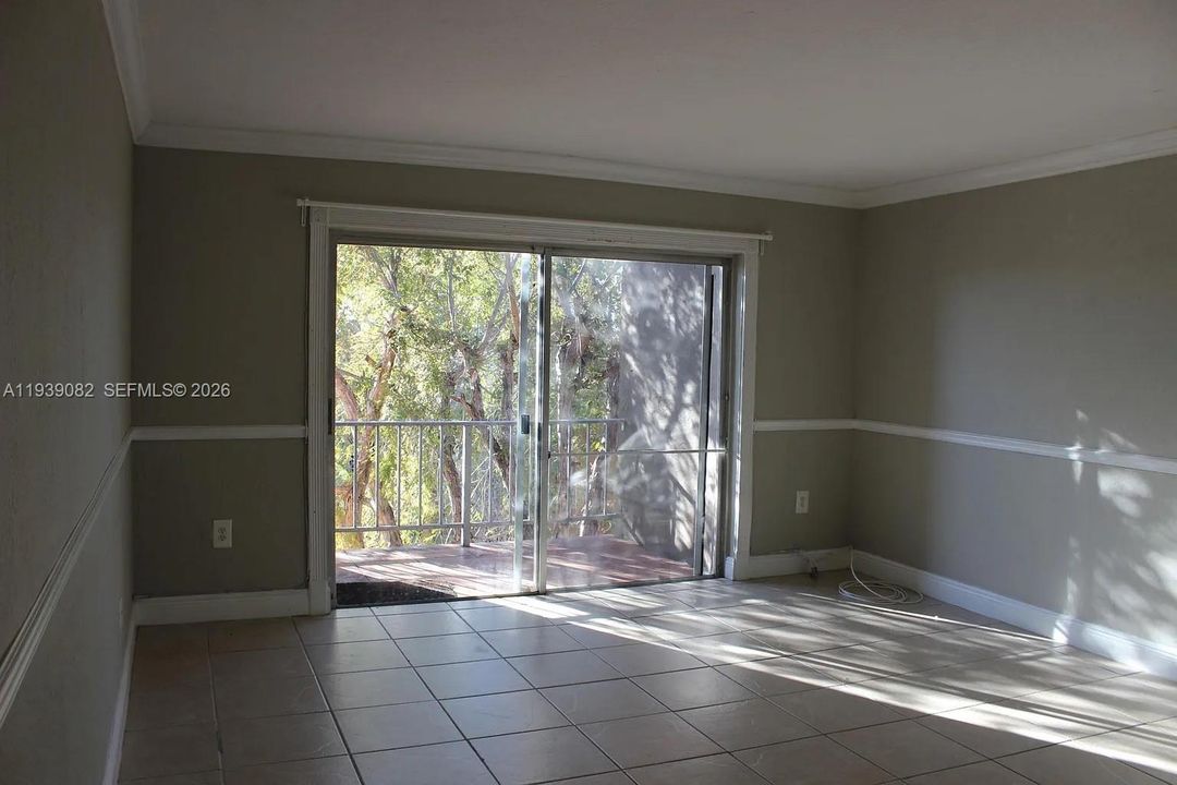 For Rent: $2,650 (2 beds, 2 baths, 1262 Square Feet)