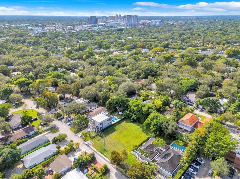 For Sale: $2,100,000 (0.33 acres)