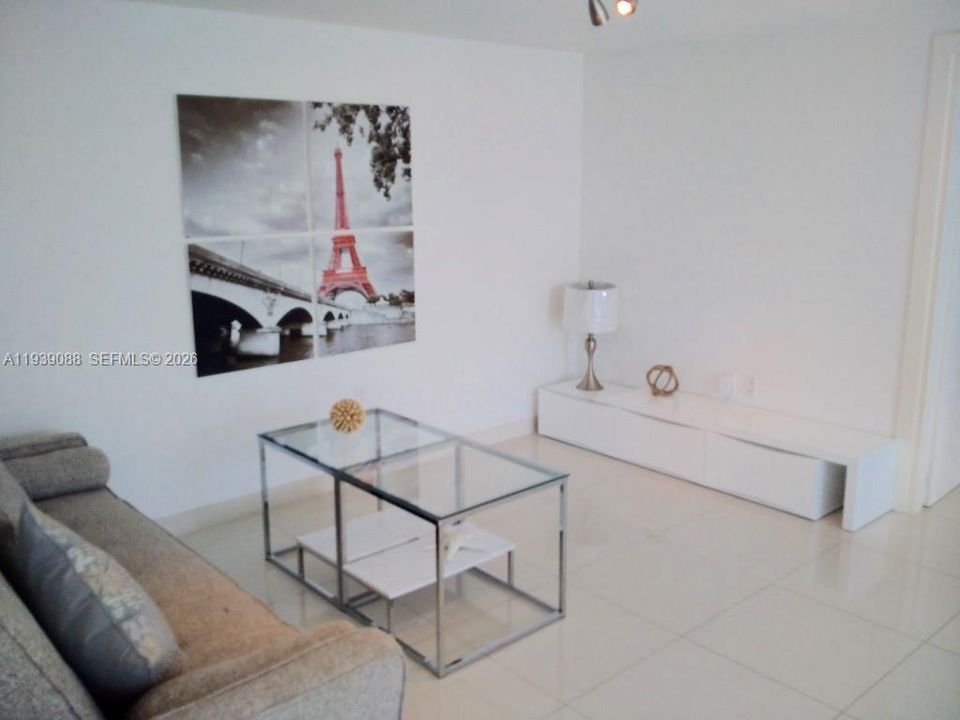 En Renta: $6,500 (2 camas, 2 baños, 1607 Pies cuadrados)