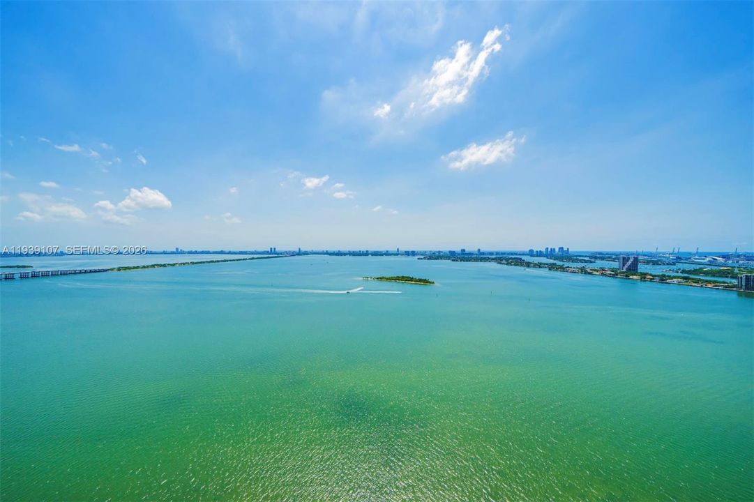 For Sale: $3,750,000 (4 beds, 5 baths, 3298 Square Feet)