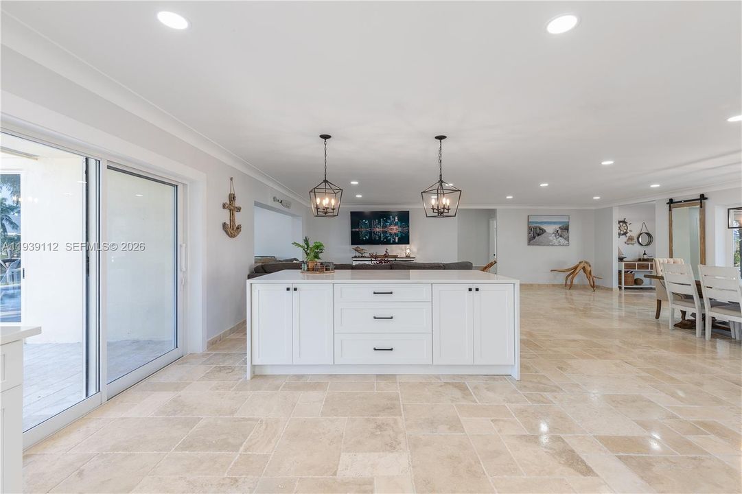 В аренду: $15,000 (3 спален, 3 ванн, 2887 Квадратных фут)