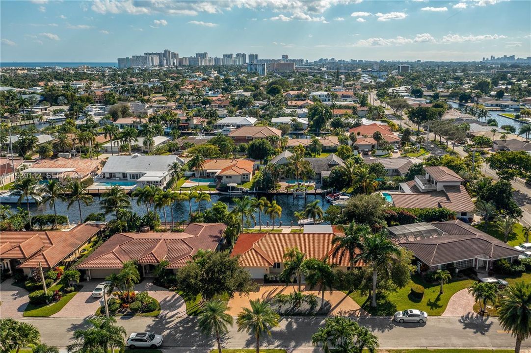 В аренду: $15,000 (3 спален, 3 ванн, 2887 Квадратных фут)