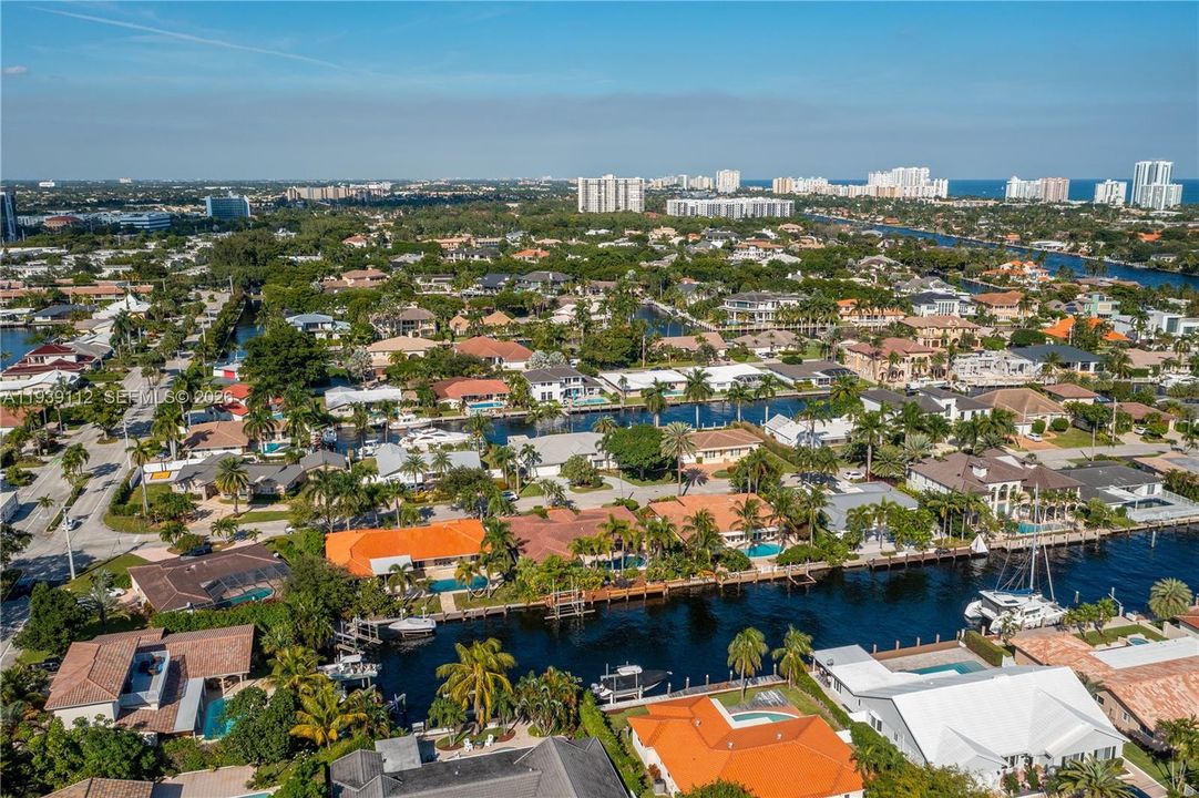 В аренду: $15,000 (3 спален, 3 ванн, 2887 Квадратных фут)