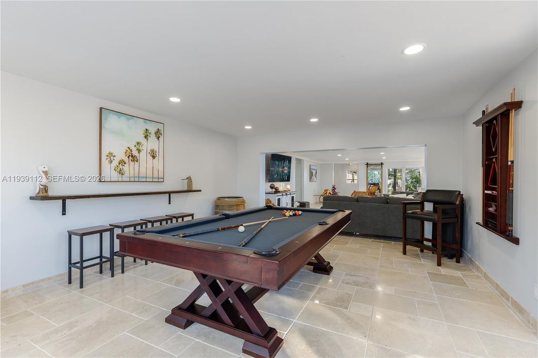 В аренду: $15,000 (3 спален, 3 ванн, 2887 Квадратных фут)