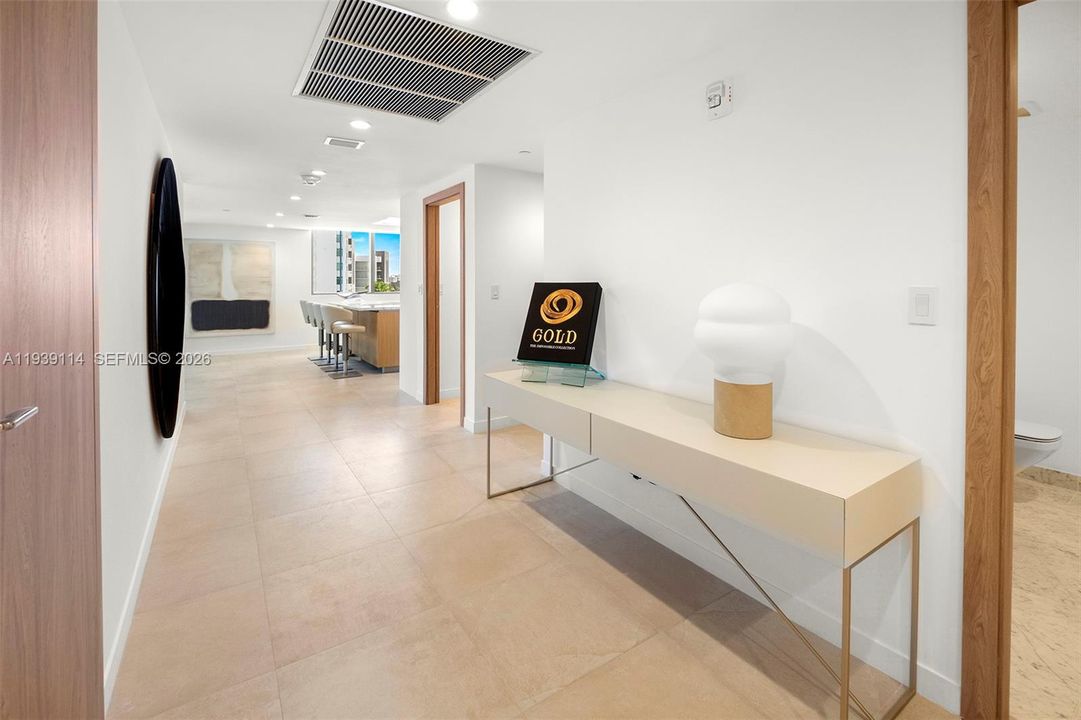 En Venta: $4,995,000 (4 camas, 4 baños, 3523 Pies cuadrados)