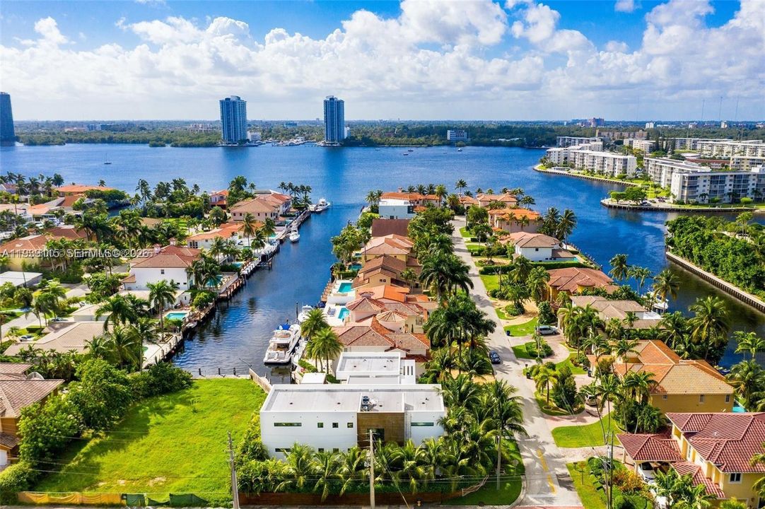 For Sale: $8,500,000 (6 beds, 7 baths, 0 Square Feet)