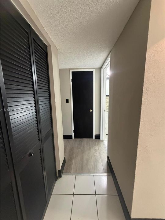 En Renta: $1,800 (2 camas, 2 baños, 910 Pies cuadrados)