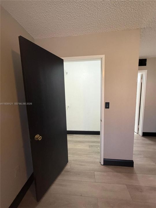 En Renta: $1,800 (2 camas, 2 baños, 910 Pies cuadrados)