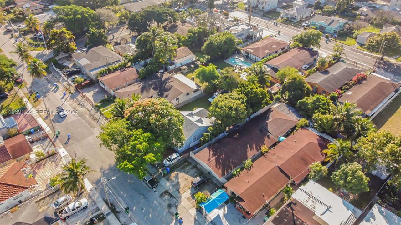 待售: $499,000 (3 贝兹, 1 浴室, 2010 平方英尺)