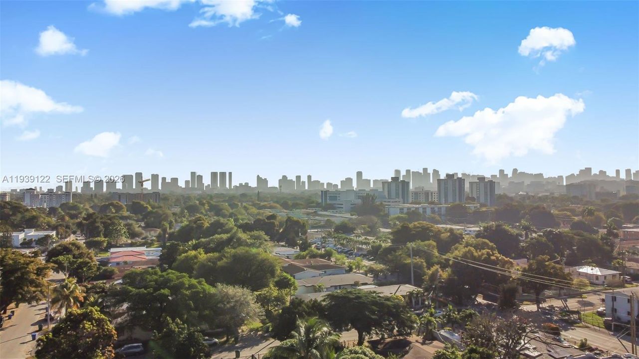 待售: $499,000 (3 贝兹, 1 浴室, 2010 平方英尺)