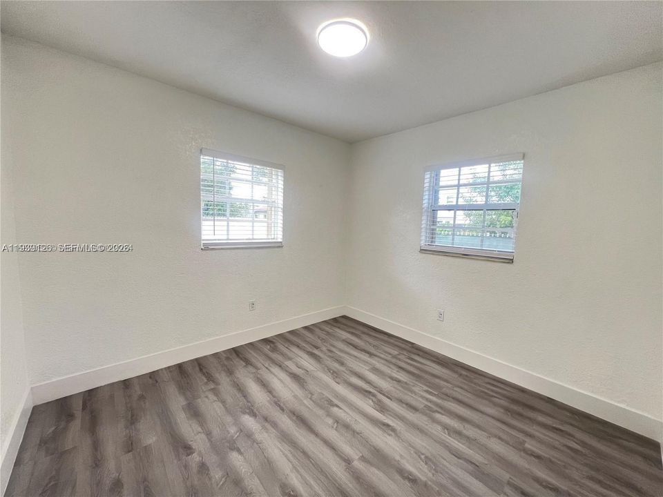 出租: $2,650 (3 贝兹, 1 浴室, 0 平方英尺)