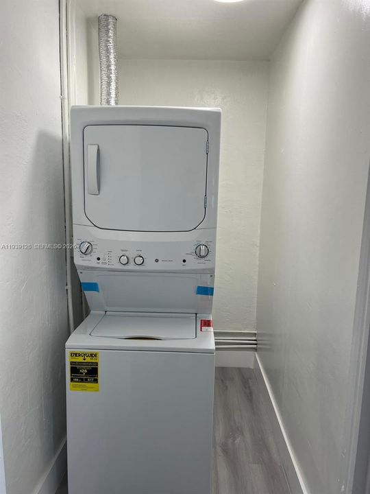 出租: $2,650 (3 贝兹, 1 浴室, 0 平方英尺)