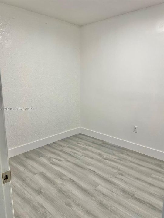 出租: $2,650 (3 贝兹, 1 浴室, 0 平方英尺)