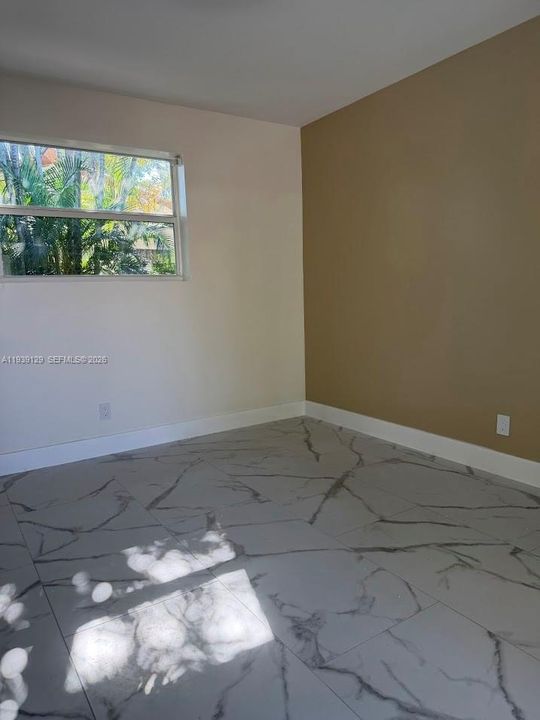 出租: $4,500 (3 贝兹, 2 浴室, 1628 平方英尺)