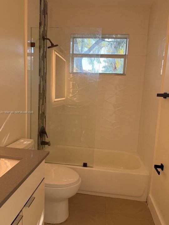 出租: $4,500 (3 贝兹, 2 浴室, 1628 平方英尺)