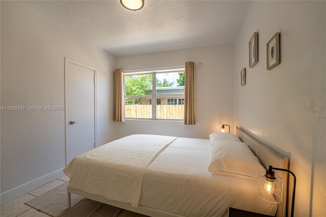 待售: $499,000 (0 贝兹, 0 浴室, 1008 平方英尺)